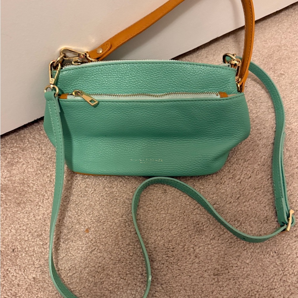 Divina Firenze- Fresh Mint Green Crossbody/Shoulder Bag- NWOT